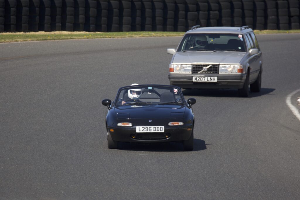 Volvo 940 at Mallory Park